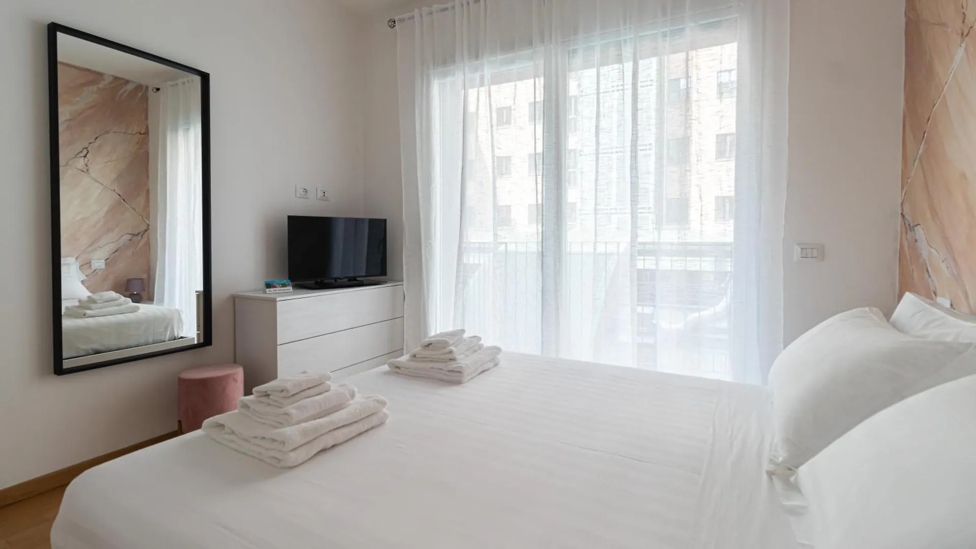 Italianway - Fara 29 Apartment Milan 0*,