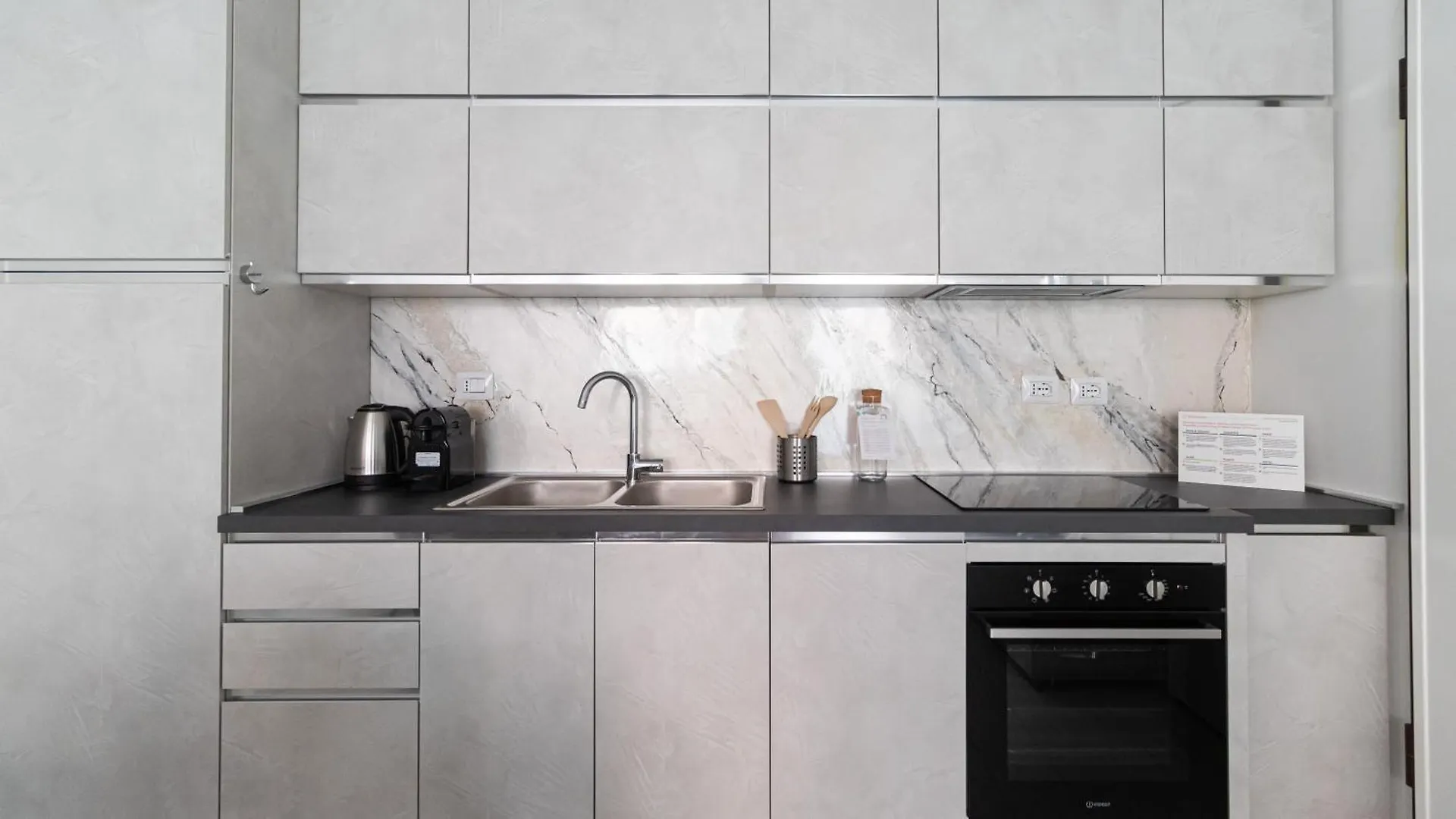 Italianway - Fara 29 Apartment Milan 0*,  Italy
